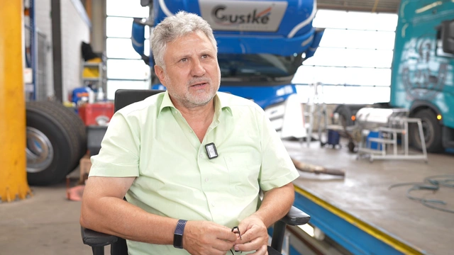 Standbild aus dem Interview mit Hartwig Popp, Nutzfahrzeuge Bargeshagen