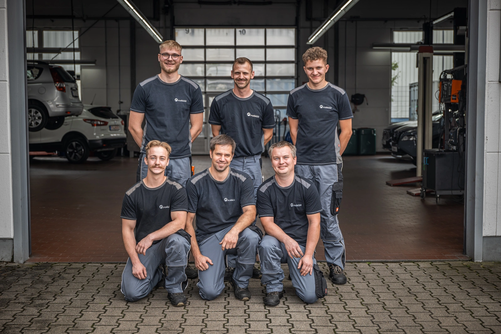 Werkstattteam eines Autohauses