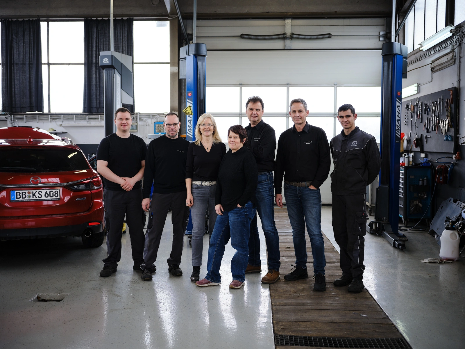 Werkstattteam eines Autohauses
